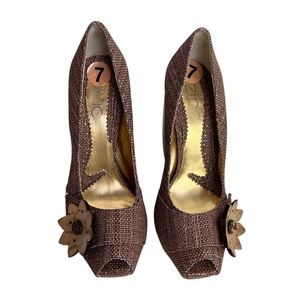 BN Never Worn square toe block heel shoes 7